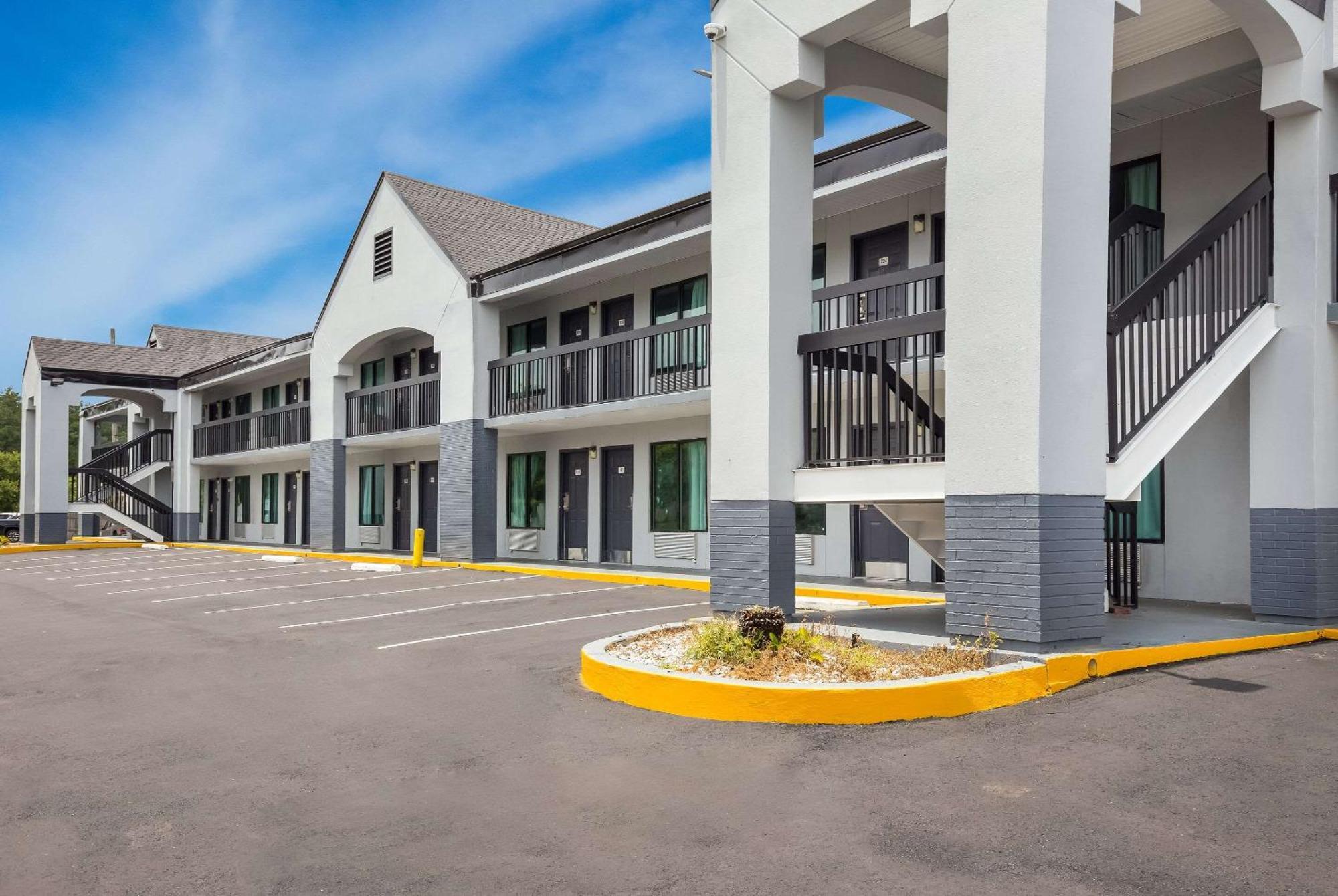 Econo Lodge Mobile Exterior foto